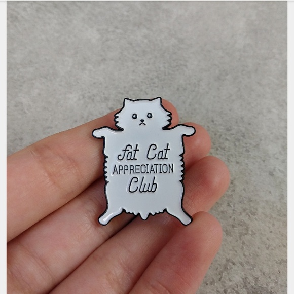 Clearance 2 new cat pins - Picture 3 of 5